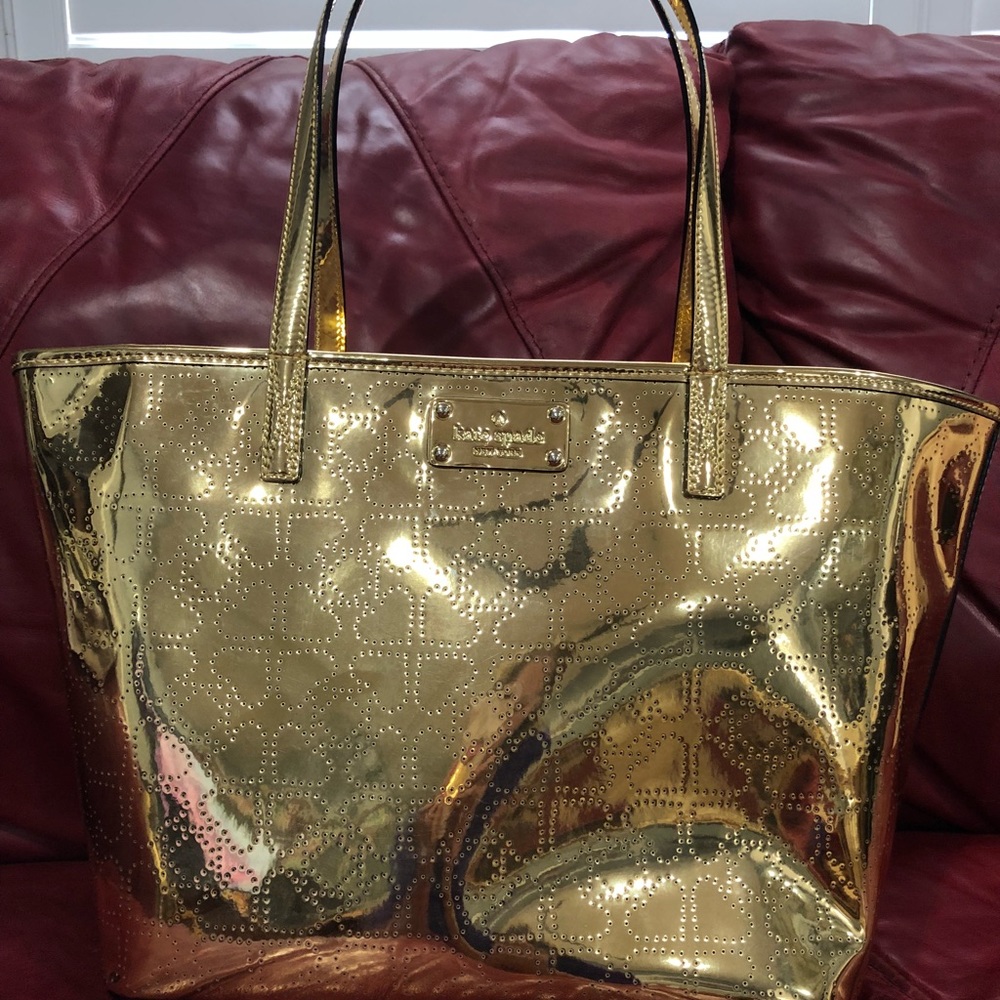 💋SALE💋Gold authentic Kate Spade tote.